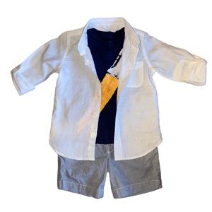 Gap bundle- shorts, sequin flipping t-shirt, and button up shirt size 4T